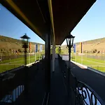 Straubs Schoene Aussicht Otel 3*
