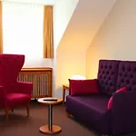 Straubs Schoene Aussicht Otel Klingenberg am Main