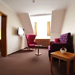 Straubs Schoene Aussicht Otel 3*