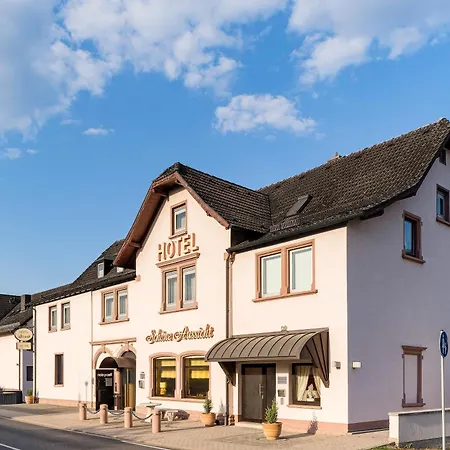 Straubs Schoene Aussicht Hotel 3*