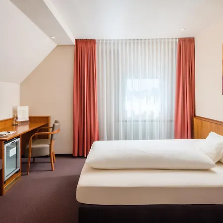 斯特劳布斯美景酒店 3* 科林根堡阿梅因