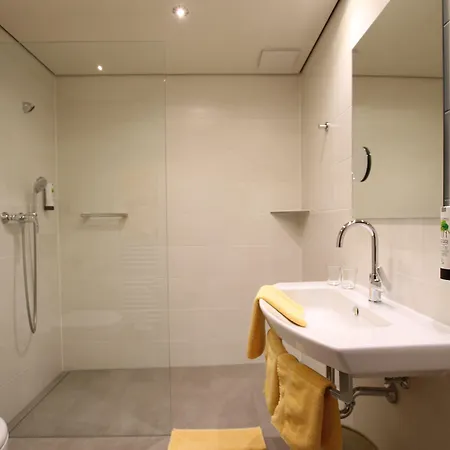 斯特劳布斯美景酒店 酒店