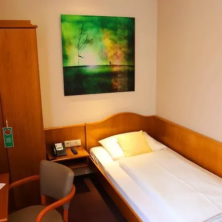 斯特劳布斯美景酒店 酒店 科林根堡阿梅因